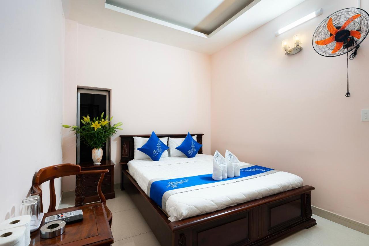 Khach San Loc Phat Khách sạn *